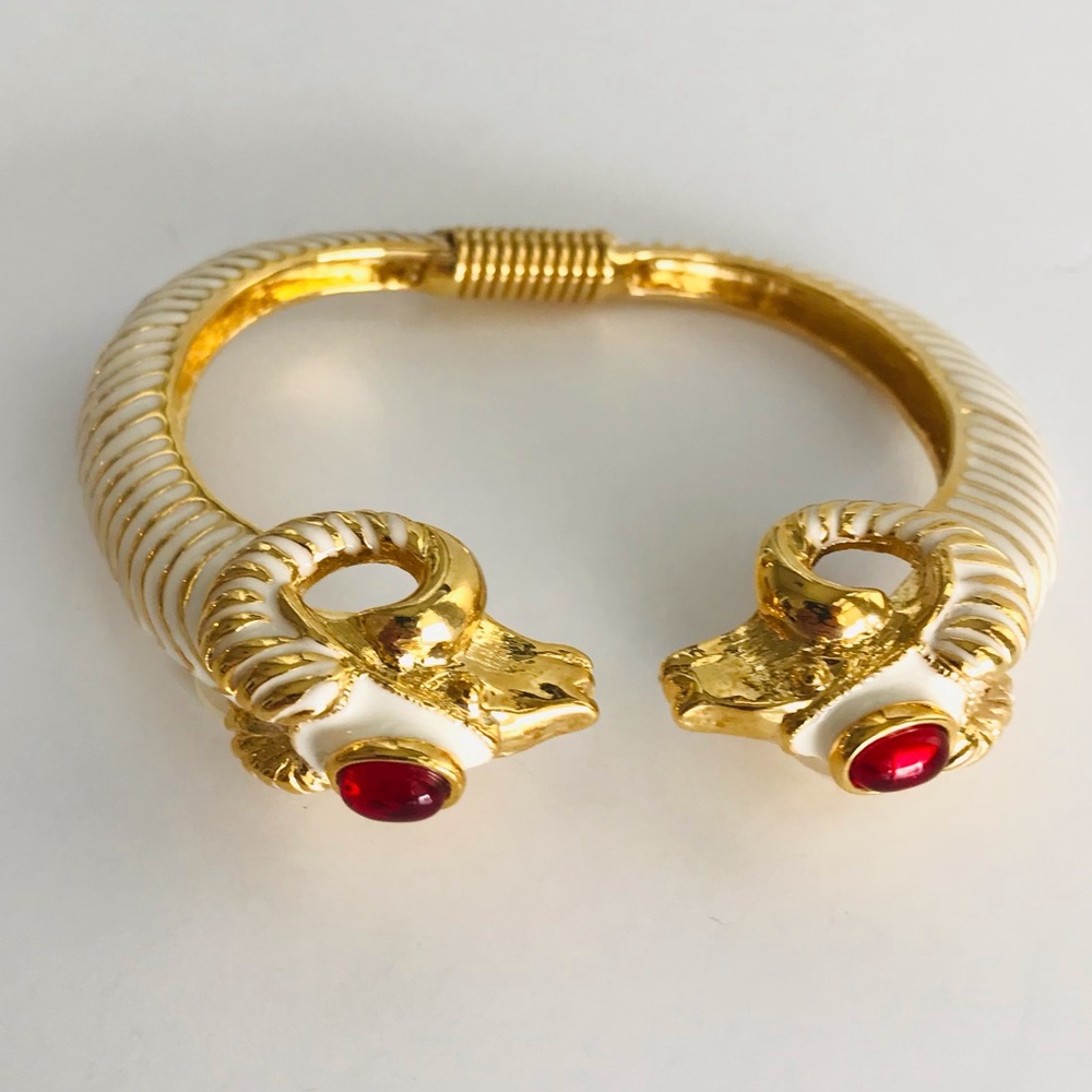 ‼️💥PRICE DROP ☄️ Kenneth Jay Lane enameled Ram Head spring-style Bangle Bracelet - Picture 6 of 8